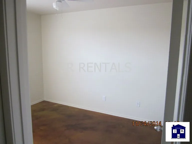 2923 Starlight Dr #B — Photo 14