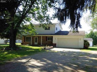 5659 Hanes Rd, Vassar, MI 48768