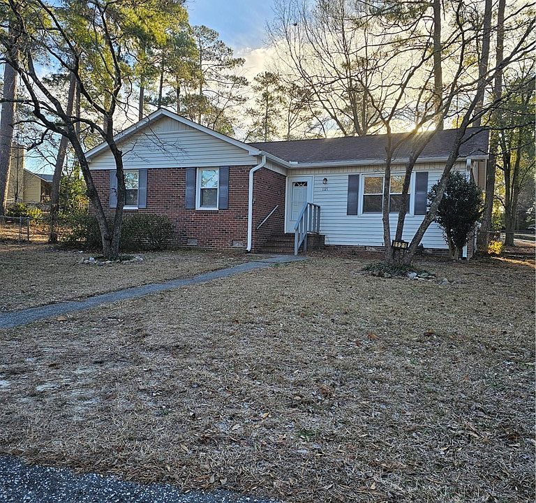 1st image of 1121 Lake Stone Pl