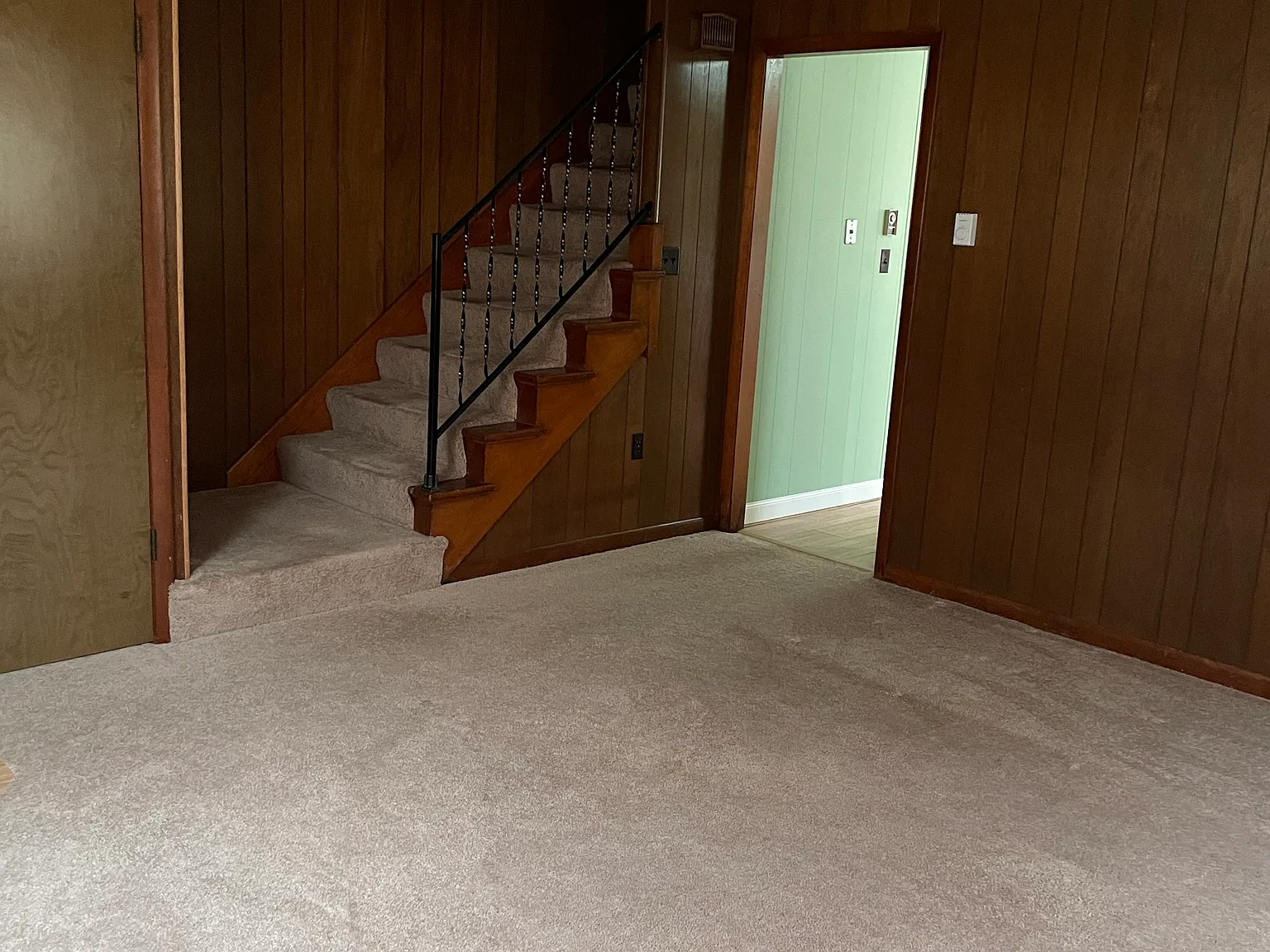 Ellen Lane Apartments — Photo 2