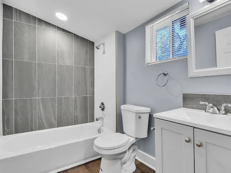 307 B St — Photo 17