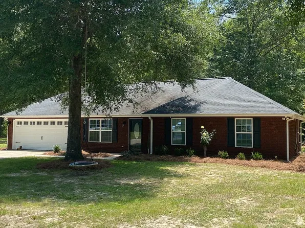 148 Rabun Ave, Reidsville, GA 30453
