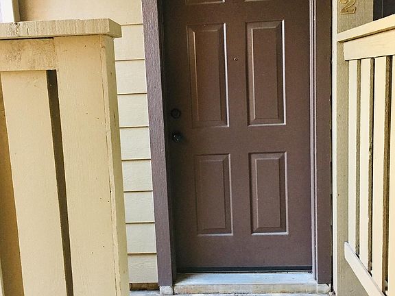 2nd image of 3432 W 4th St Unit 7