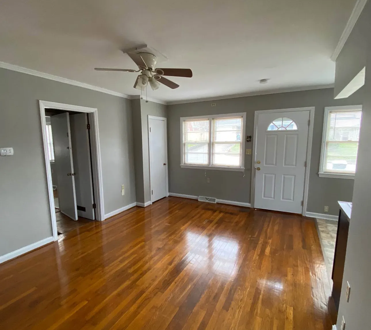 2 bed, 750 sqft, $900 — Photo 1