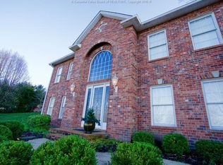 27 E Coventry Woods, South Charleston, WV 25309