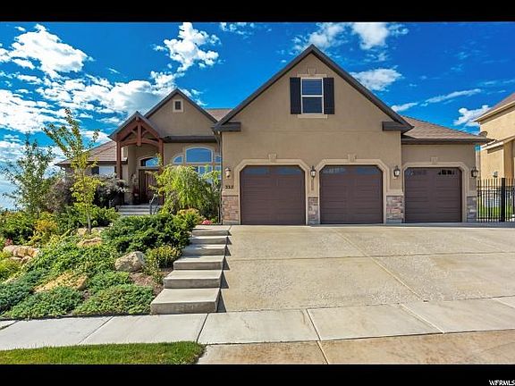 2nd image of 337 W Cimarron Ave
