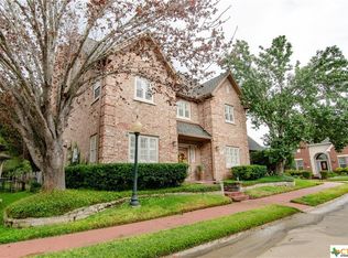 34 Meadow Vw, Victoria, TX 77904