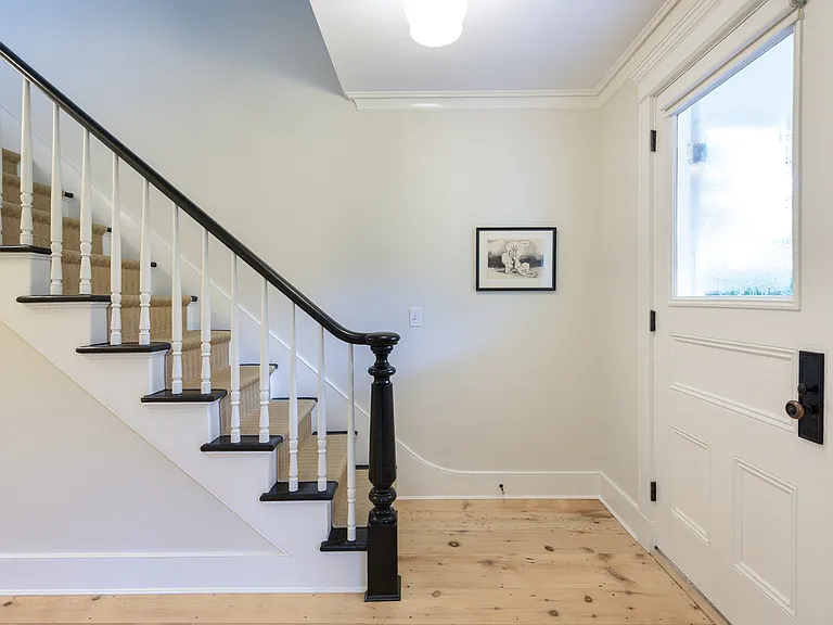 17 Latham St — Photo 4
