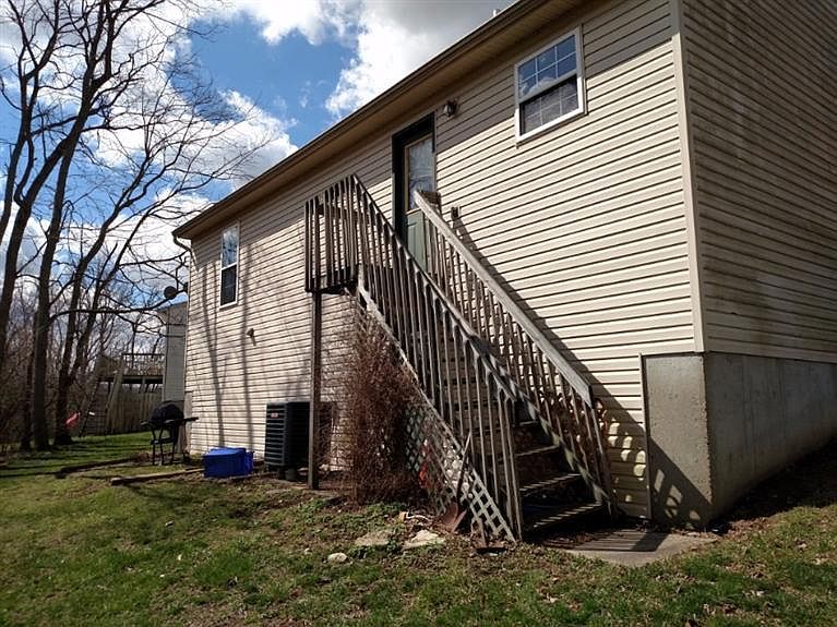 2nd image of 735 Spillman Dr