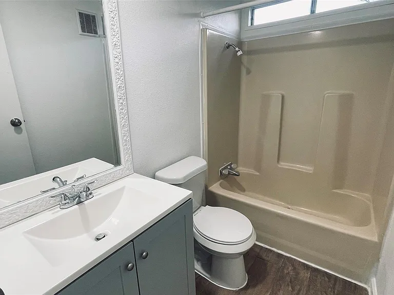 21615 Erika Ct — Photo 12