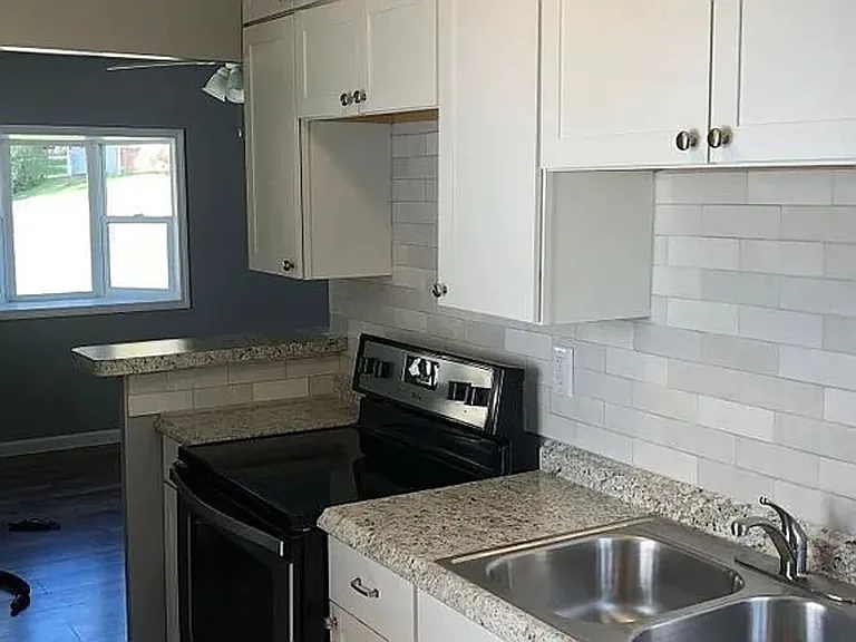 6615 Hamilton St — Photo 5