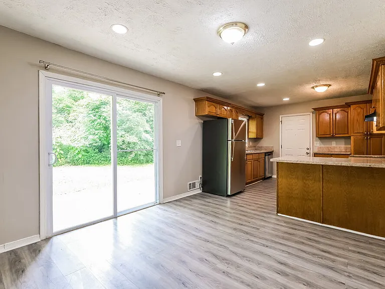 2842 Zane Grey Dr SE — Photo 8