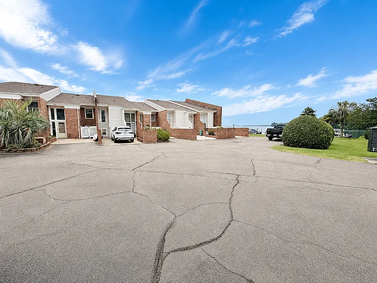 20 Indian Creek Trl — Photo 29