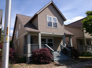 2948 S Frontenac St, Seattle, WA 98108