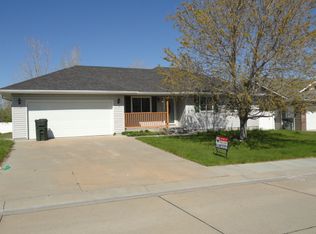 2450 Dawn Dr, Sidney, NE 69162
