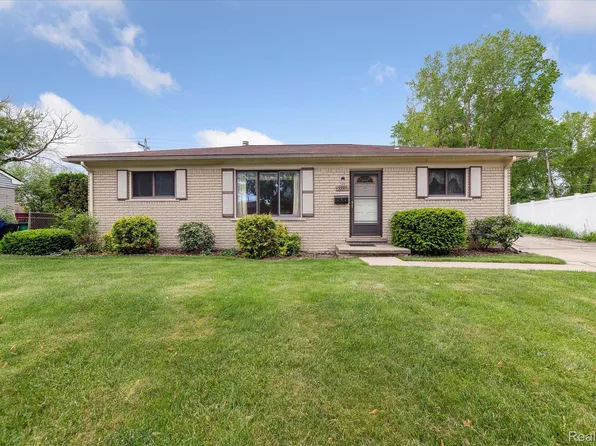 33571 Lancashire St, Westland, MI 48185