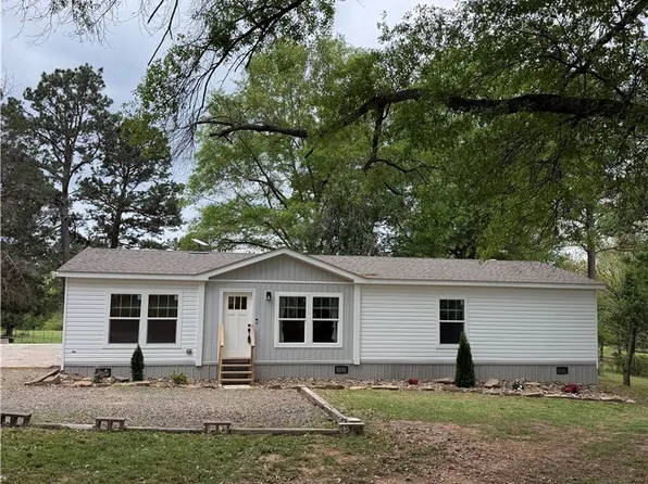 3515 Linker Mountain Rd, Russellville, AR 72837