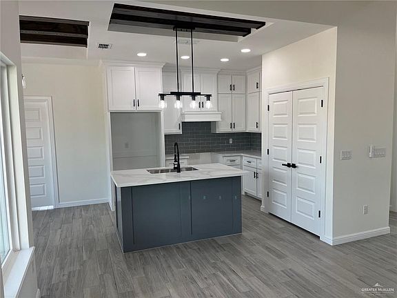 5th image of 110 Sendero Rd