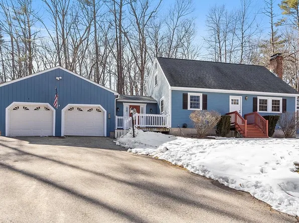 10 Deerwood Drive, Amherst, NH 03031