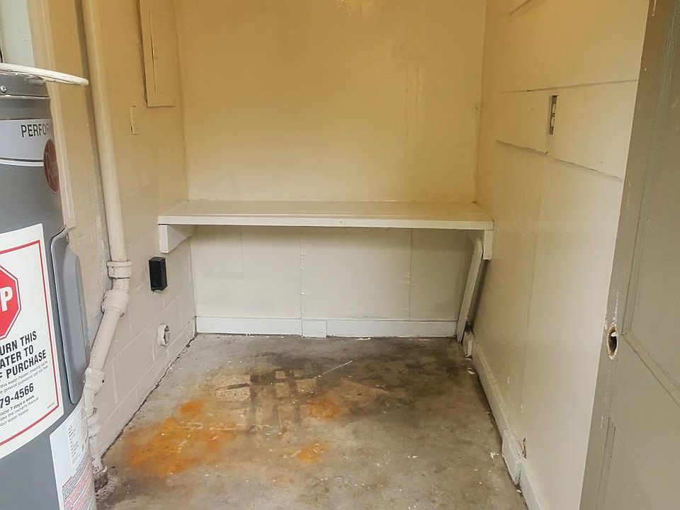 2nd image of 603 Bay Ave