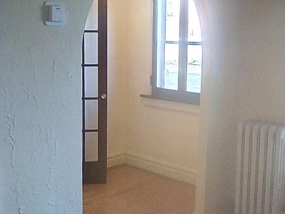 4th image of 1015 Hi Pointe Pl #6