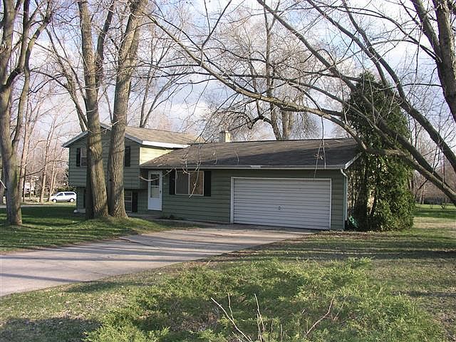 1st image of 17980 Tollview Dr