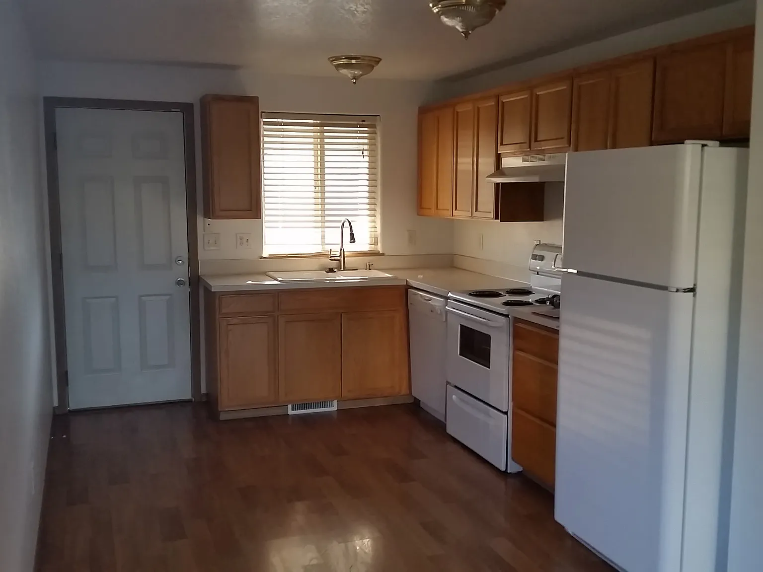 1315 Bluegrass St SE — Photo 3