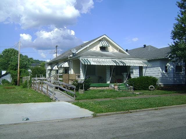 1st image of 2211 South Dr