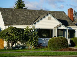 1022 E 5th St, Port Angeles, WA
