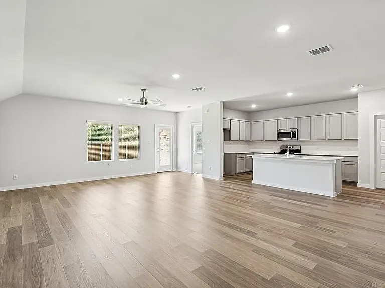 432 Hundred Acre Dr — Photo 8