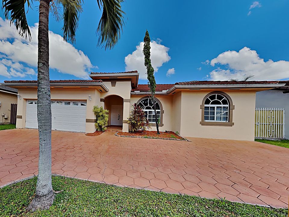 1st image of 8751 NW 142nd St