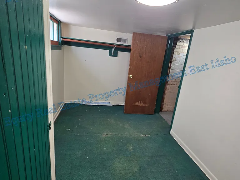 925 W Clark St #925 — Photo 25