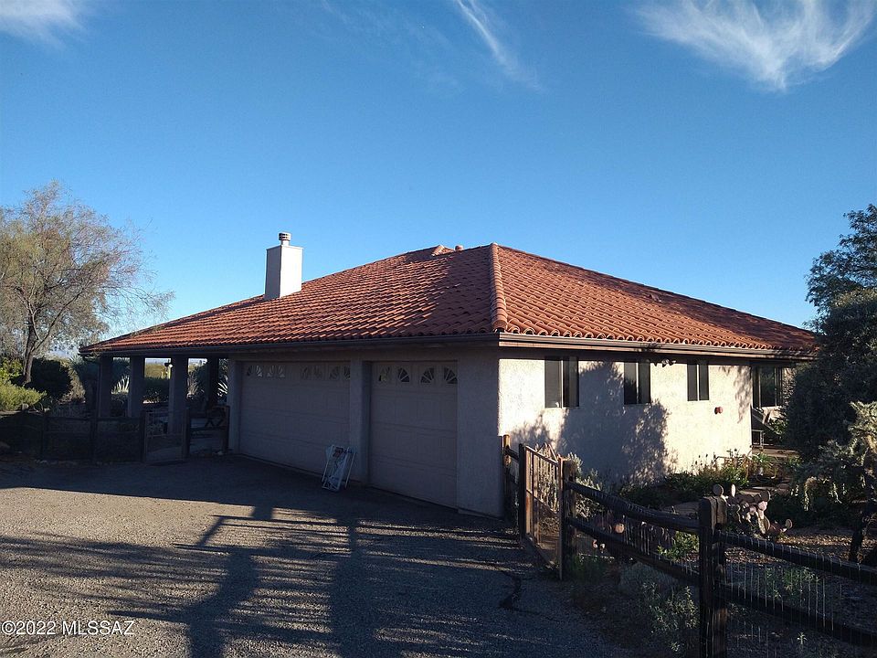 1st image of 2180 N El Moraga Dr