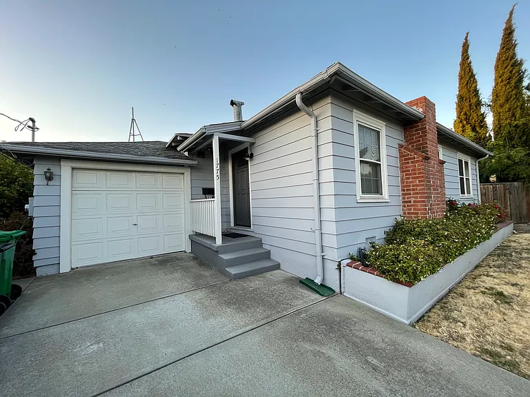 1775 141st Ave — Photo 43