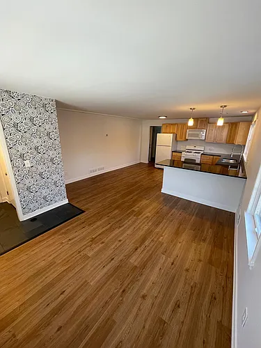 2836 Fillmore St NE #2838 Photo 1