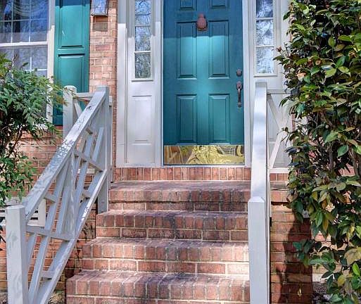 2nd image of 705 E Tazewells Way