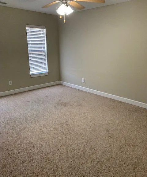 1801 Fox Den Way — Photo 14