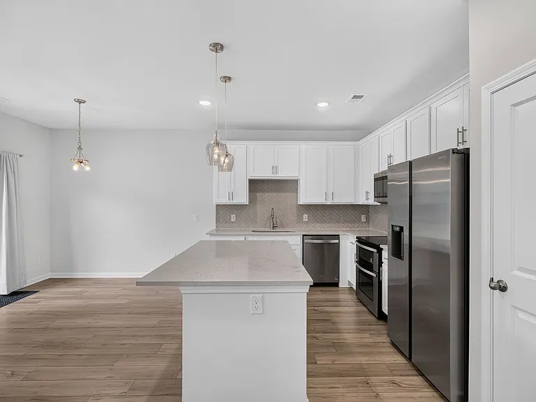 5339 Cardinal Crest Blf — Photo 5