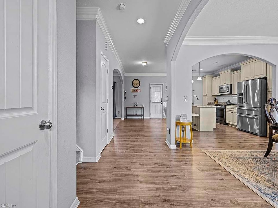 8032 Diggs Rd, Norfolk, VA 23505 Zillow