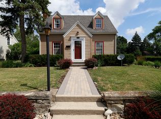 1007 Schriber Ave, Joliet, IL 60435