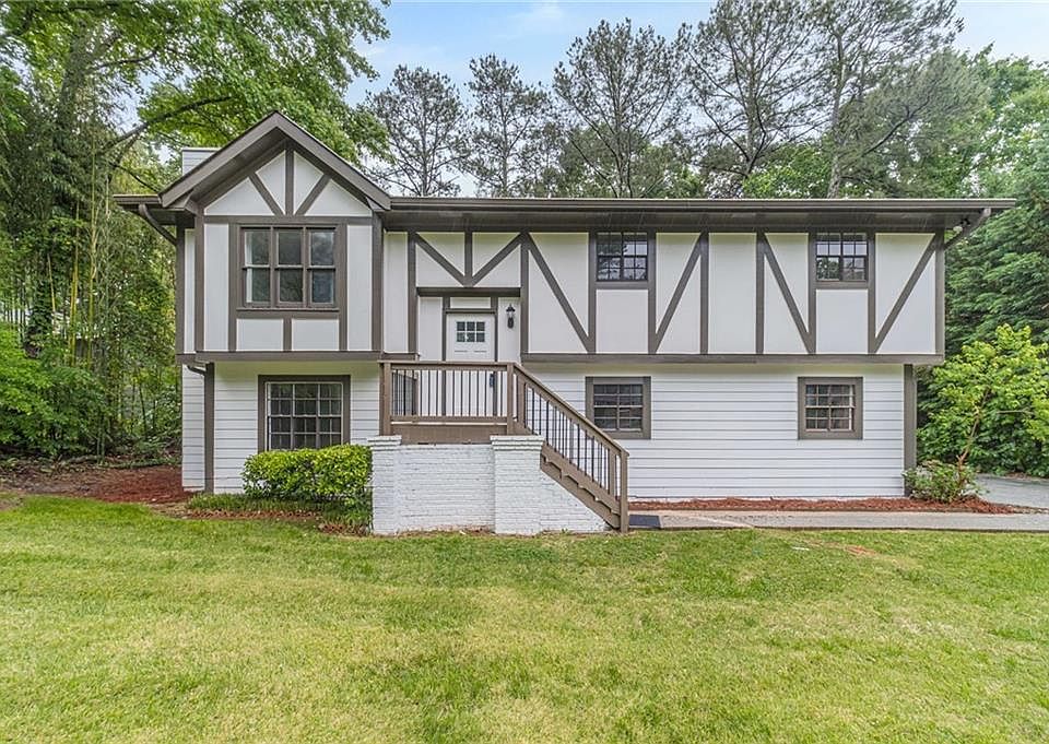 1st image of 4576 Canda Dr NW