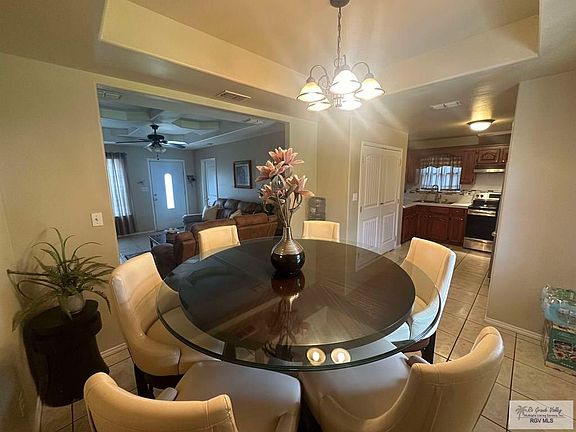 5th image of 3633 Rey Enrique Dr
