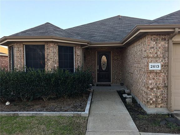 3rd image of 2613 Marsha Ln