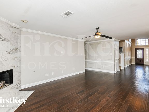 5th image of 417 Windy Hill Ln