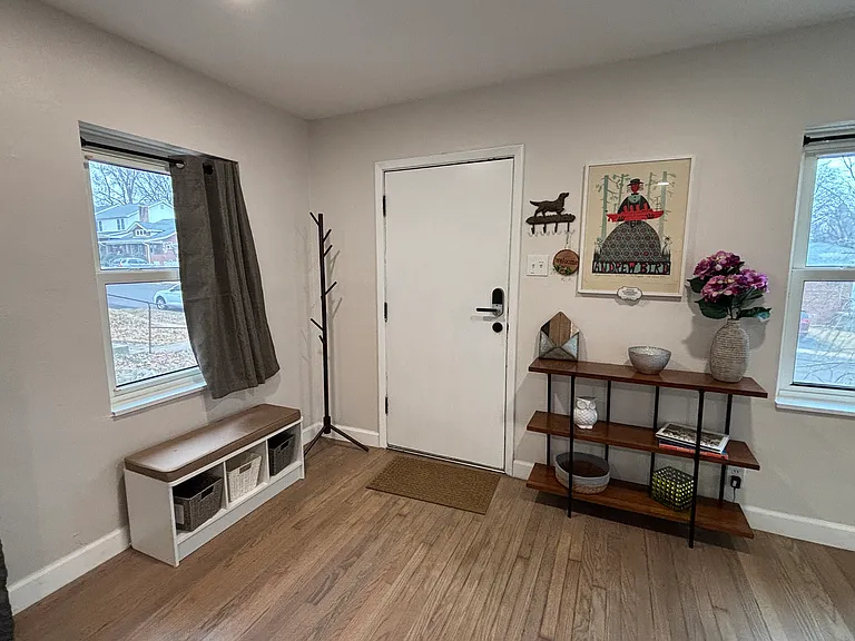 5025 Lenox Ave — Photo 6