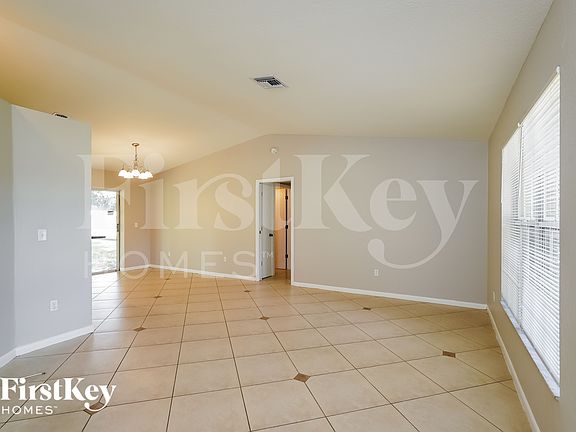 3rd image of 8441 Bahamas Rd