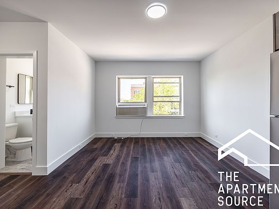 4th image of 1500 W Hollywood Ave #211