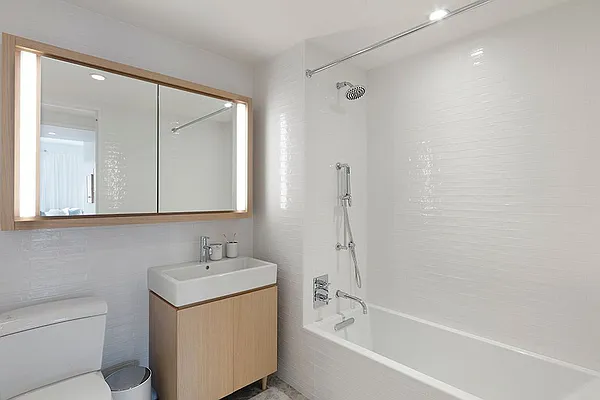 Sold by Nest Seekers International | media 29