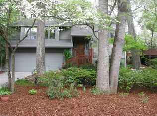 4707 Horseshoe Ln, Greensboro, NC 27410