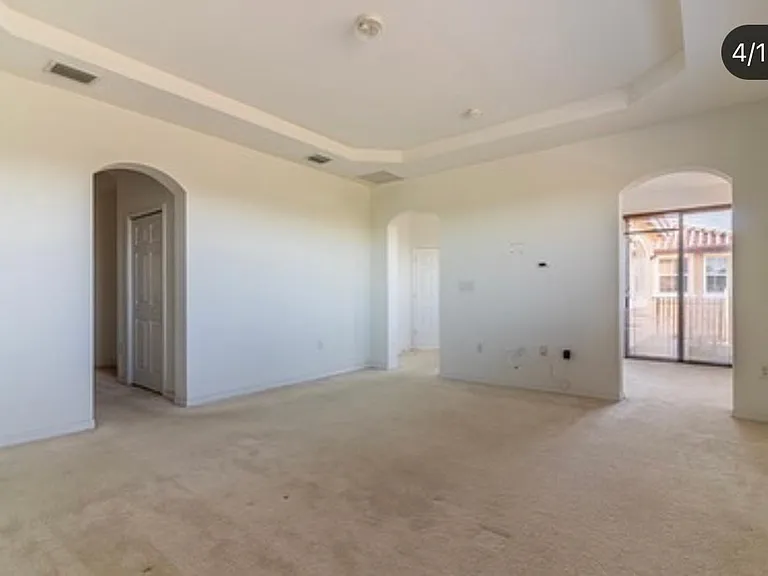 2700 SW 156th Pl — Photo 6